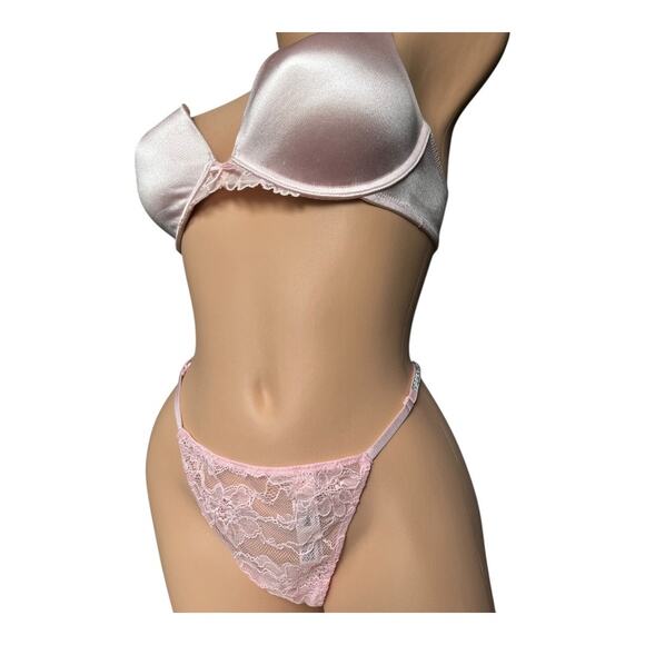 Victoria's Secret Large crystal Shine string Strap thong panty pink lace front - Picture 5 of 7